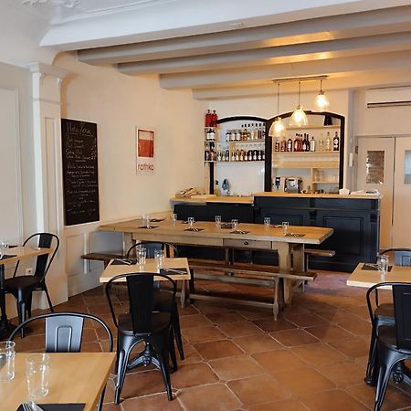 Le Patio Hotel Grignan Bagian luar foto