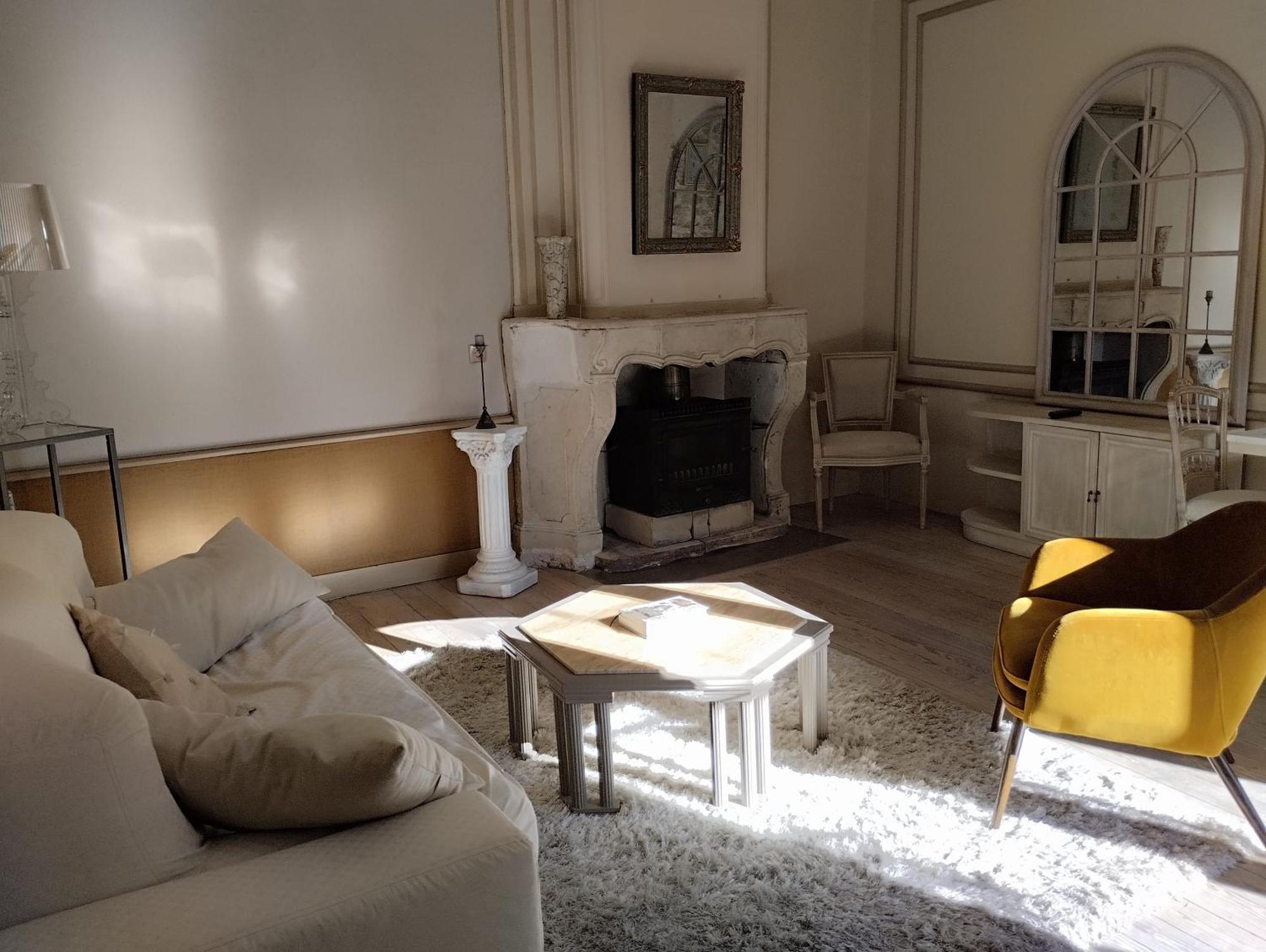 Le Patio Hotel Grignan Bagian luar foto