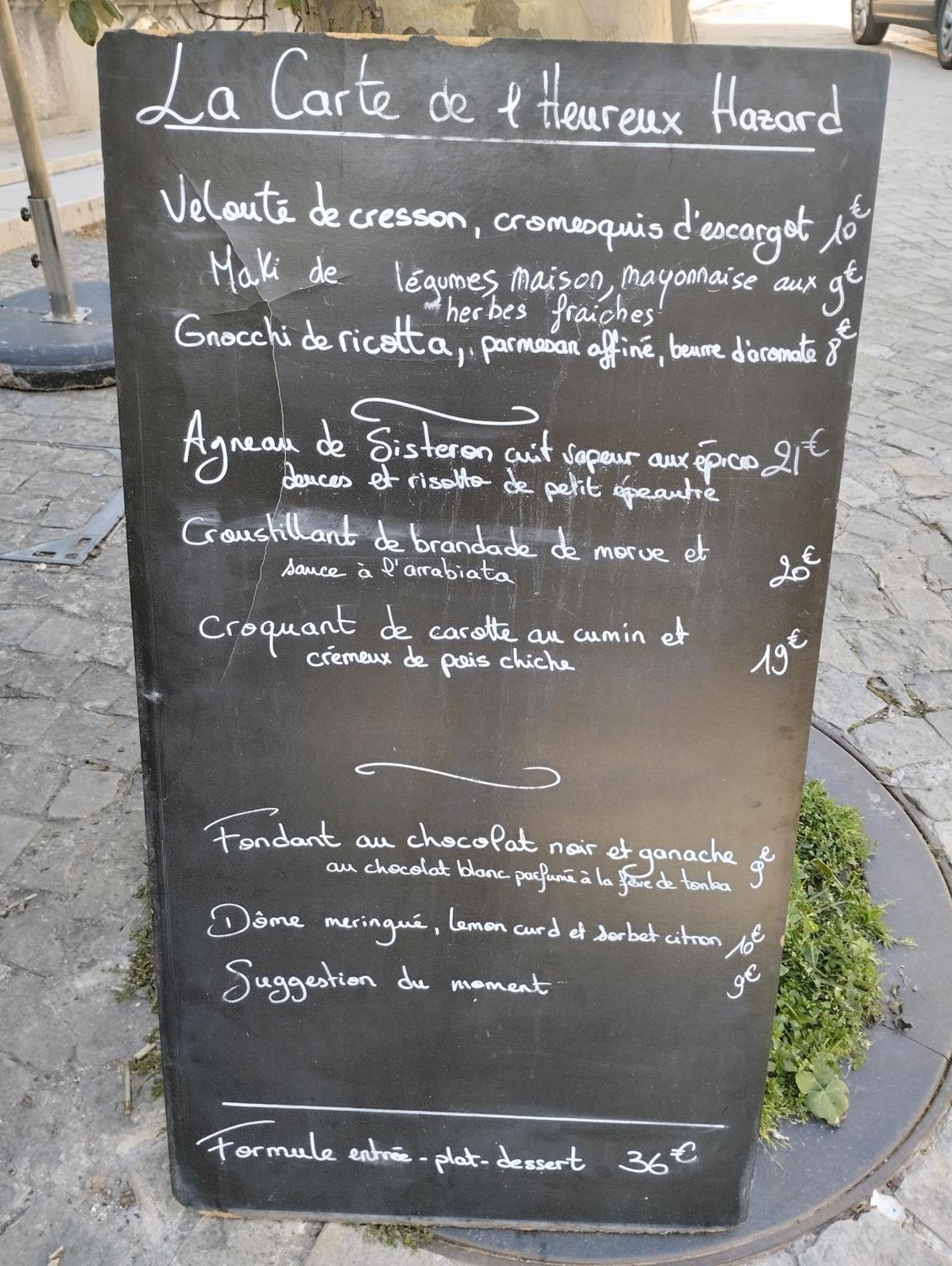 Le Patio Hotel Grignan Bagian luar foto